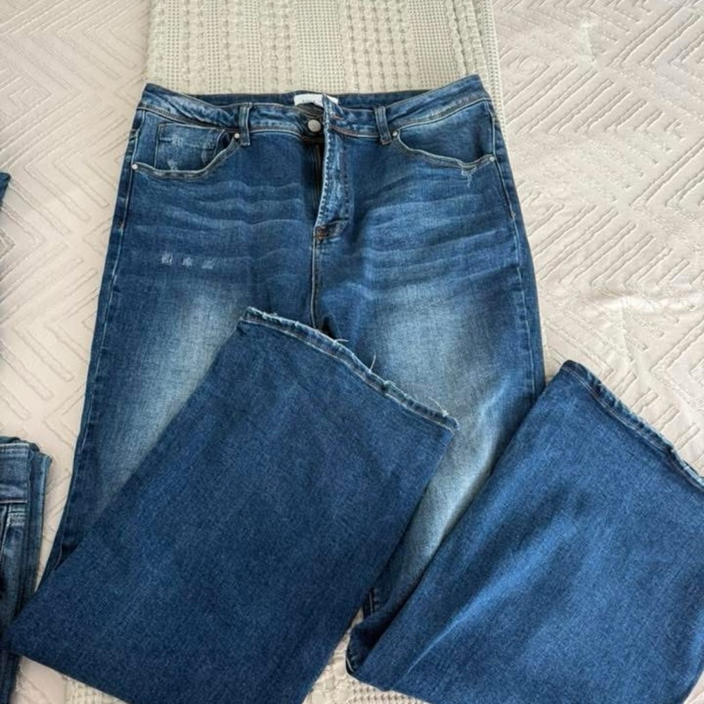 Stylish Indigo Boot Cut Jeans